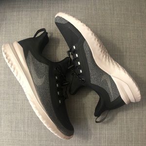 Nike Renew Rival Shield